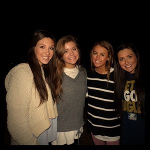 Meet your Posher, Mallorey